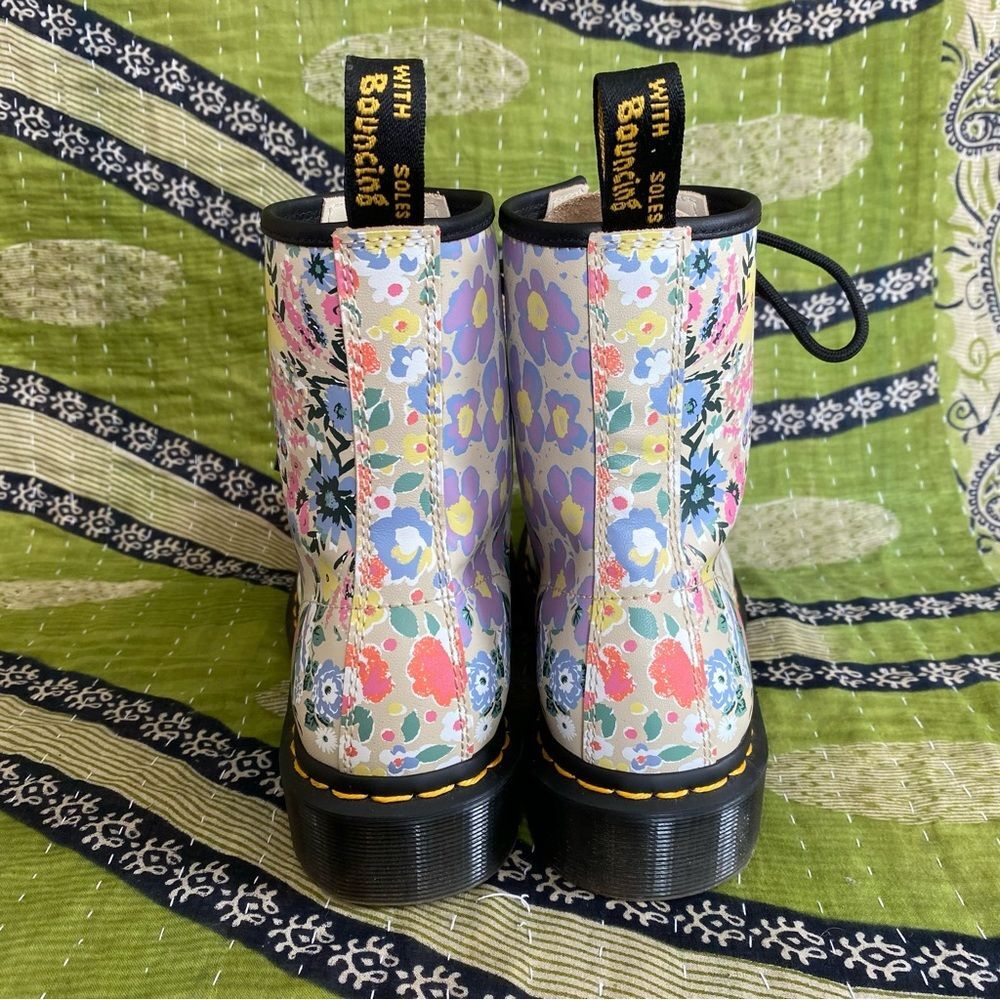 Dr Martens 1460 Parchment Beige Floral Mash up Leather Lace Up Boots Size 8 - Picture 4 of 8